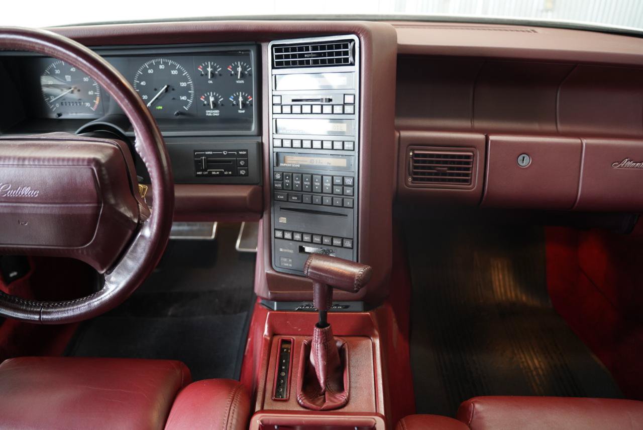 Used 1993 Cadillac Allante FWD image 15