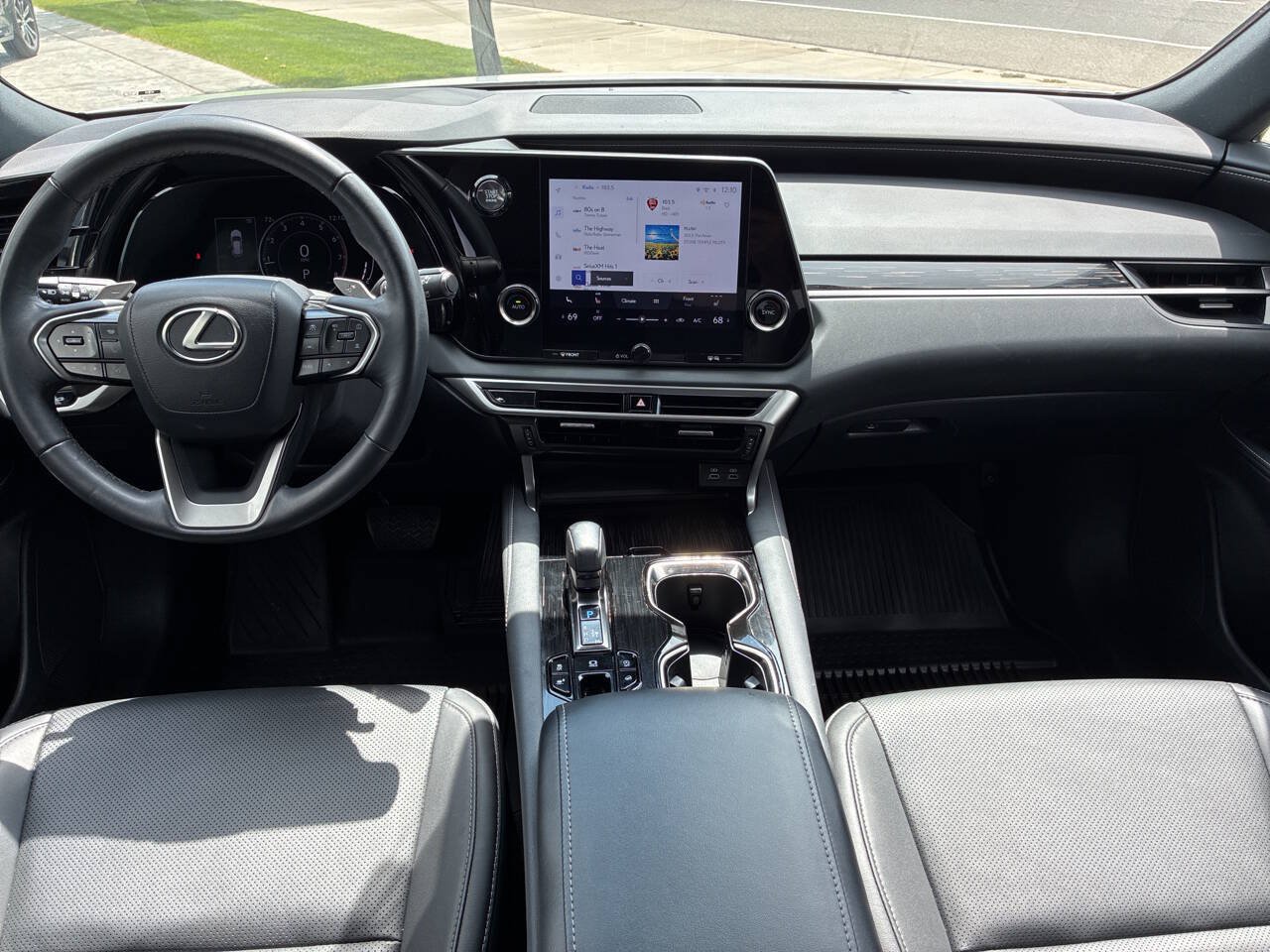Used 2023 Lexus RX 350 AWD w/ Cold Area Package image 9