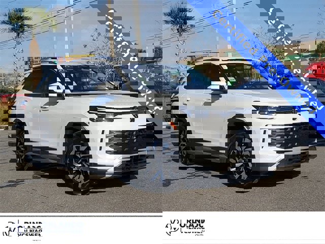 Certified 2025 Volkswagen Tiguan S image 1