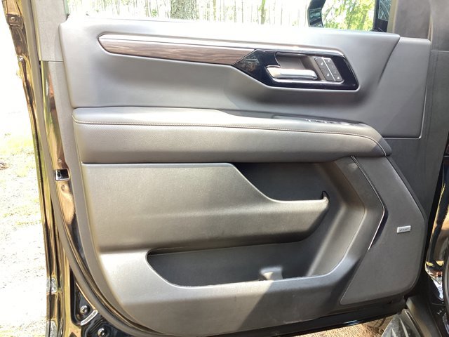 New 2025 Chevrolet Tahoe Premier image 17