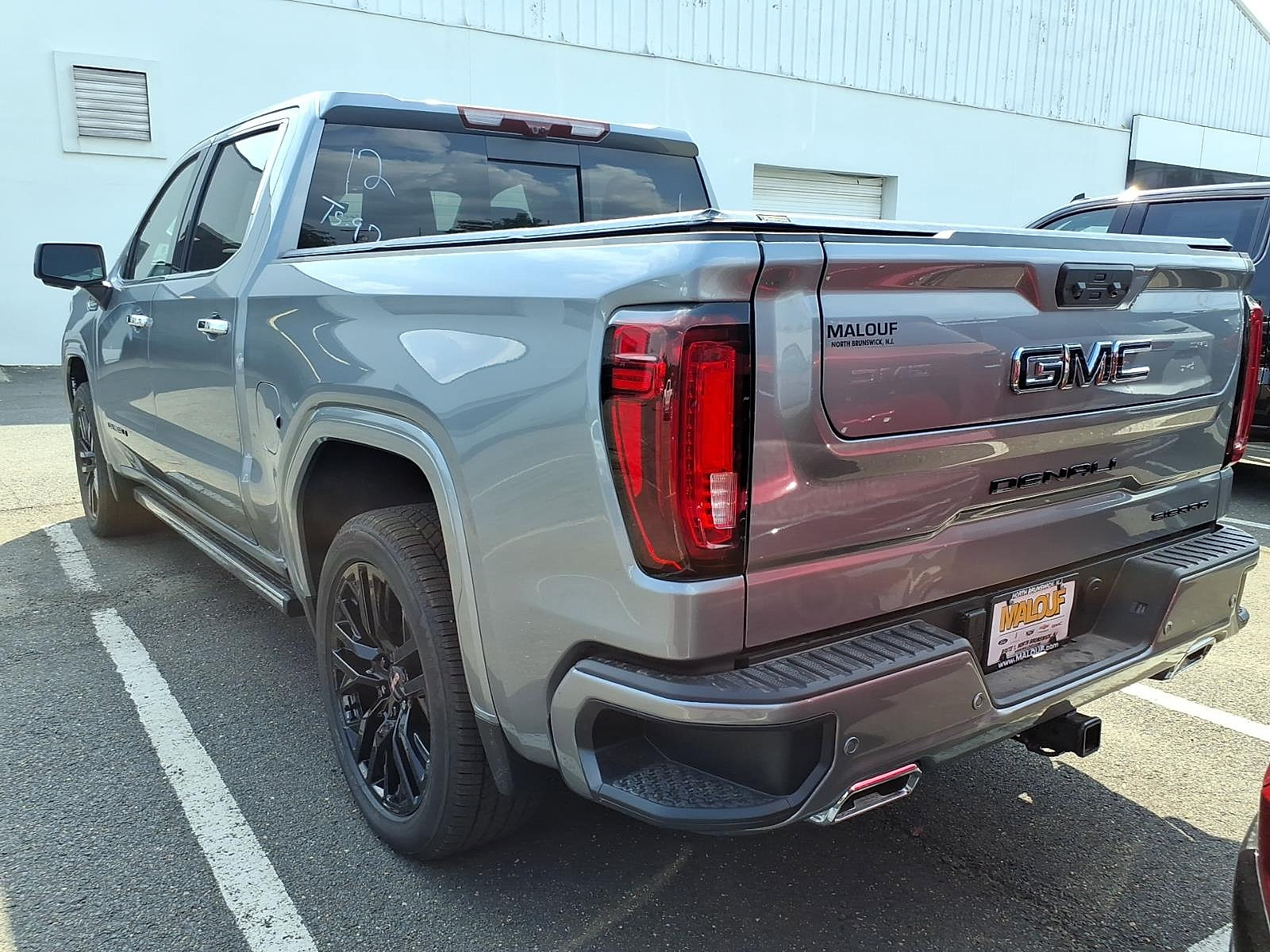 New 2026 GMC Sierra 1500 Denali w/ Denali Reserve Package AWD/4WD image 4
