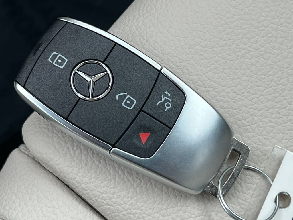 New 2026 Mercedes-Benz GLA 250 4MATIC image 33