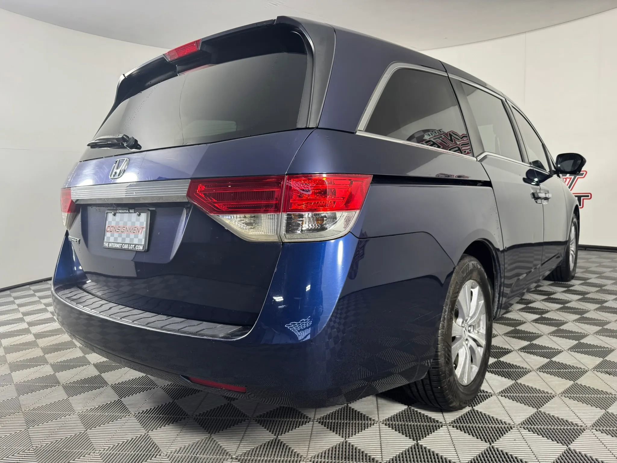 Used 2015 Honda Odyssey EX-L image 29