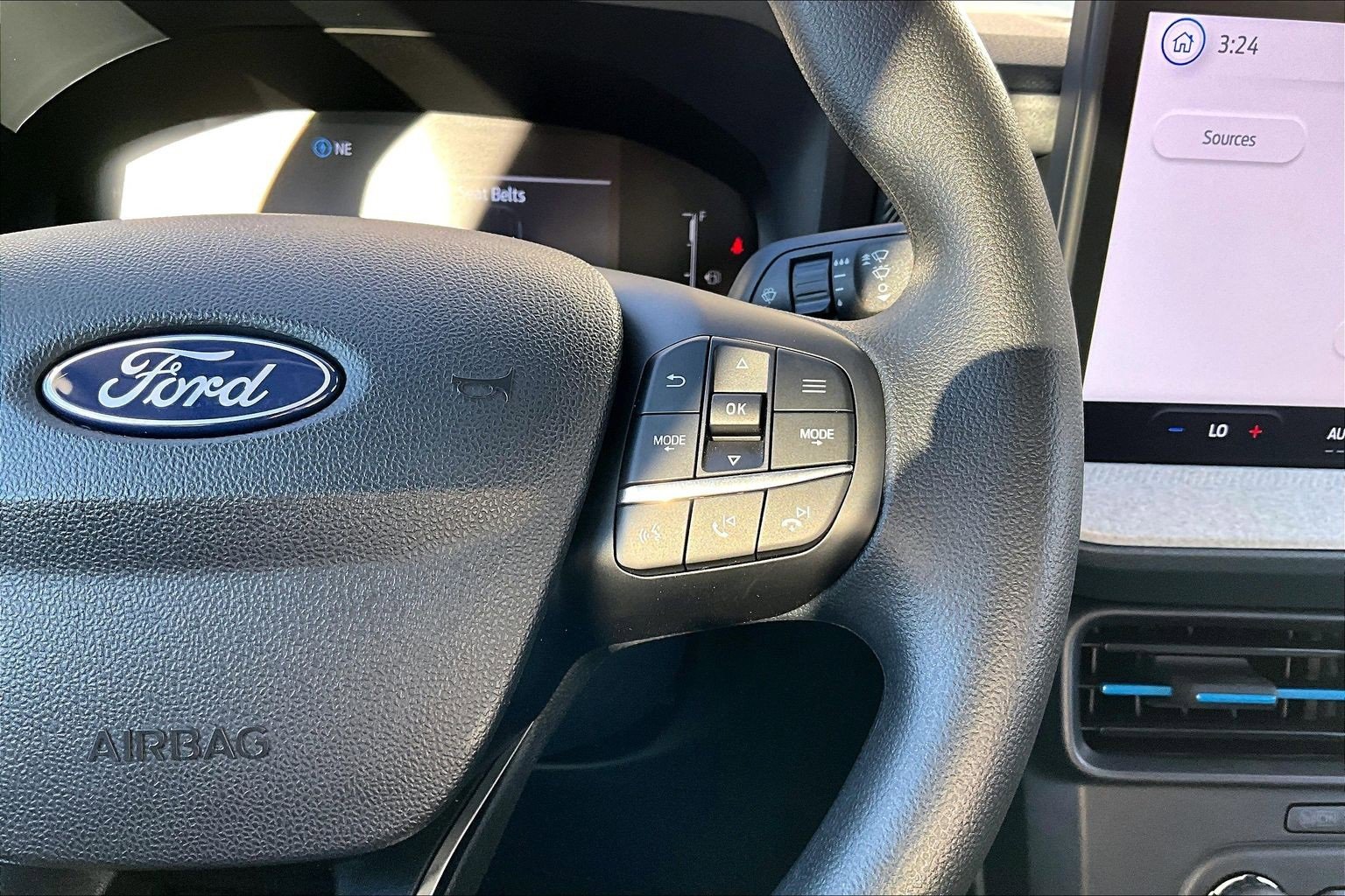 Used 2025 Ford Maverick XLT w/ Equipment Group 302A image 19