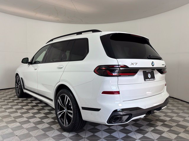 New 2027 BMW X7 xDrive40i w/ M Sport Package AWD/4WD image 5