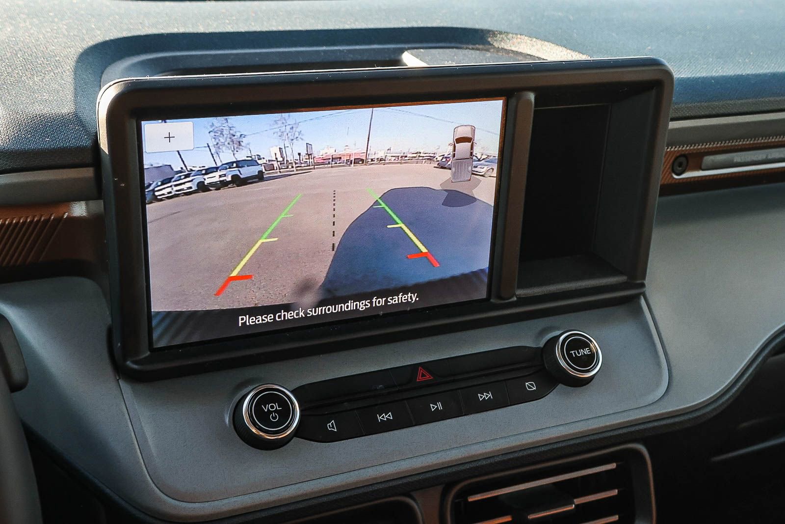 Used 2024 Ford Maverick Lariat w/ 4K Tow Package image 37