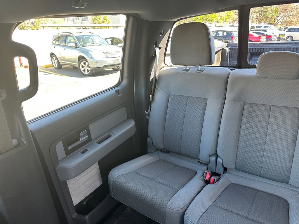 Used 2013 Ford F150 XLT w/ Luxury Equipment Group image 32