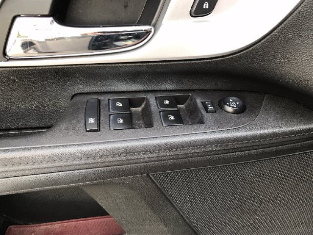 Used 2017 Chevrolet Equinox LT w/ Convenience Package FWD image 35