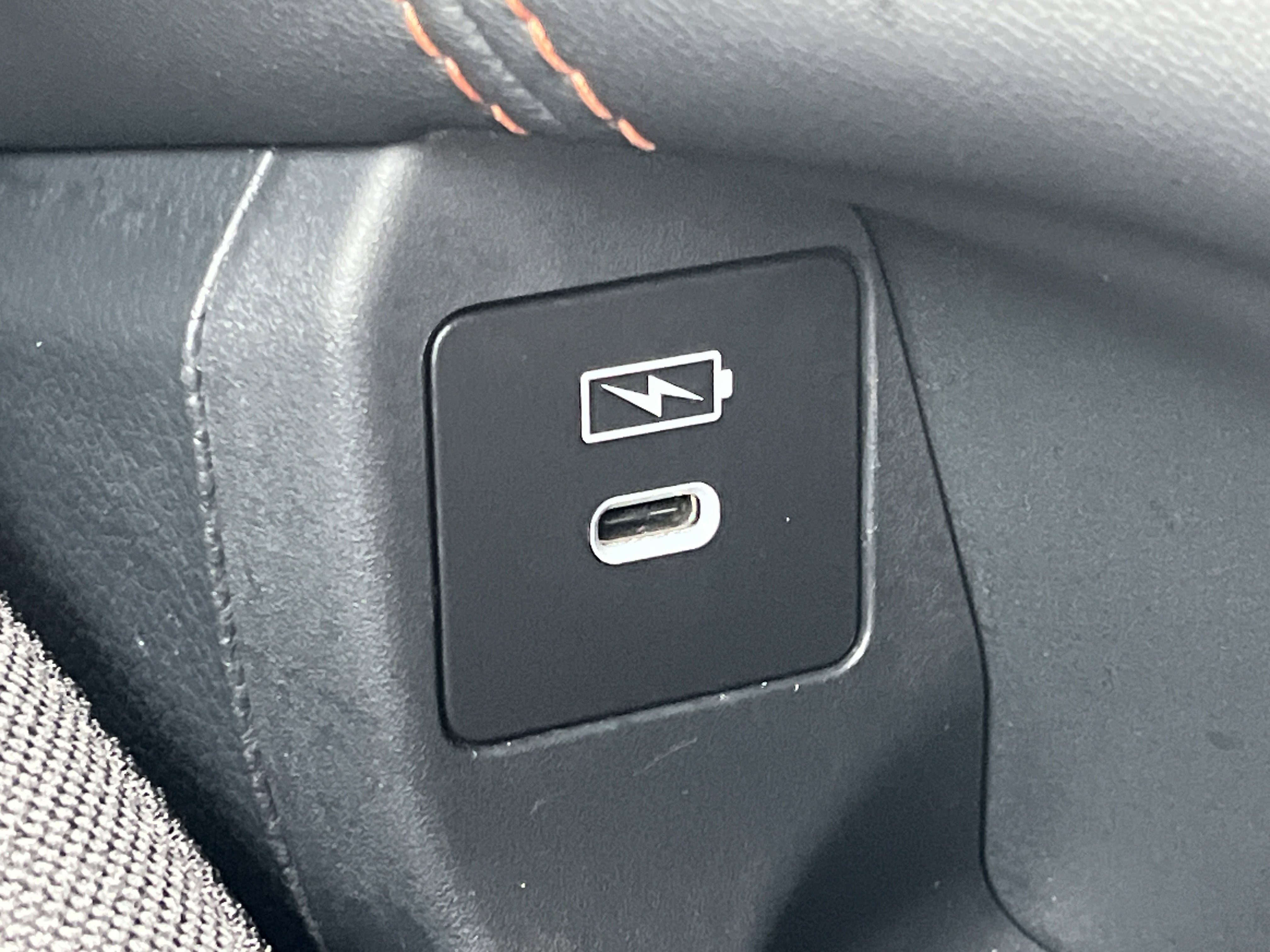 Certified 2025 Honda HR-V Sport image 8