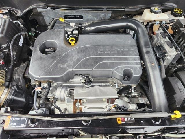Used 2024 Chevrolet Equinox LT image 32