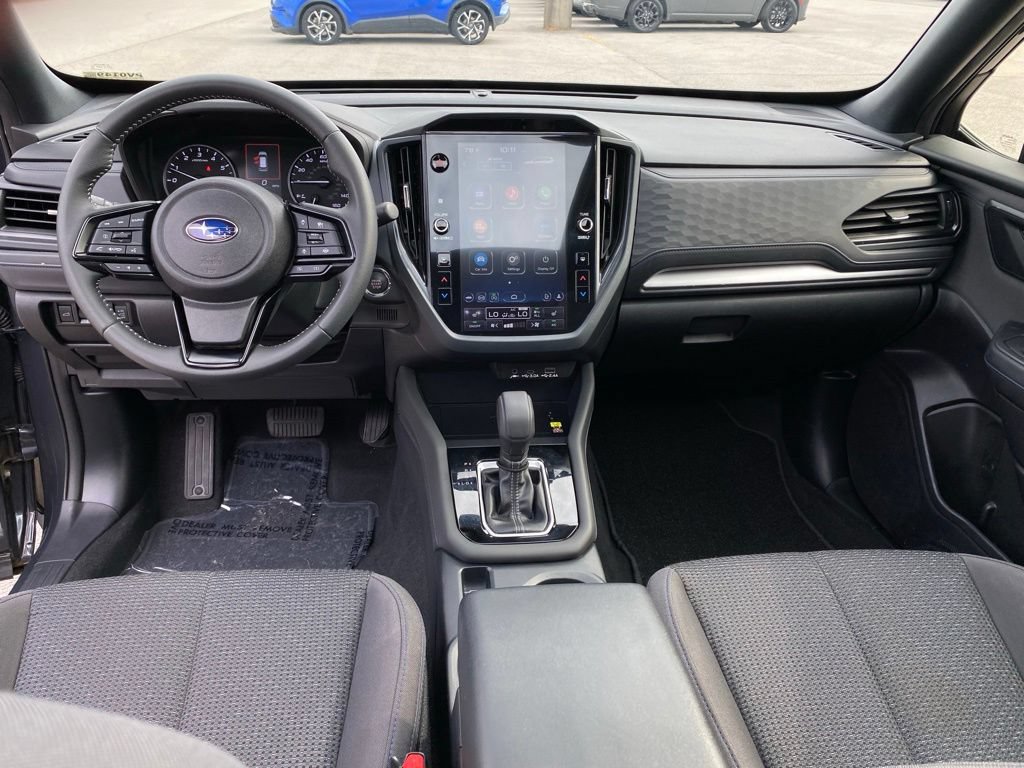 Used 2025 Subaru Forester Premium AWD/4WD image 31