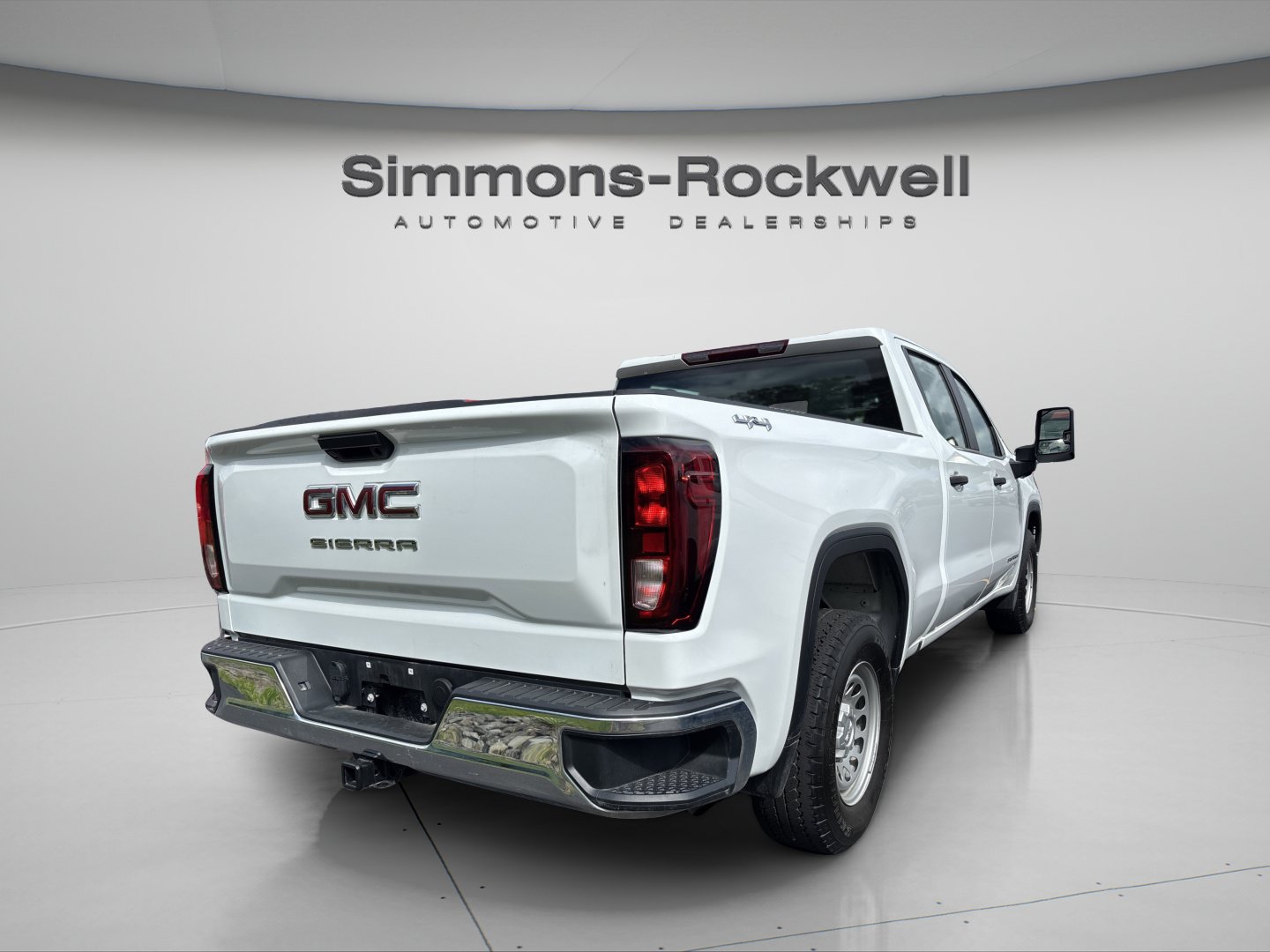 Used 2024 GMC Sierra 1500 Pro w/ Fleet Convenience Package AWD/4WD image 5