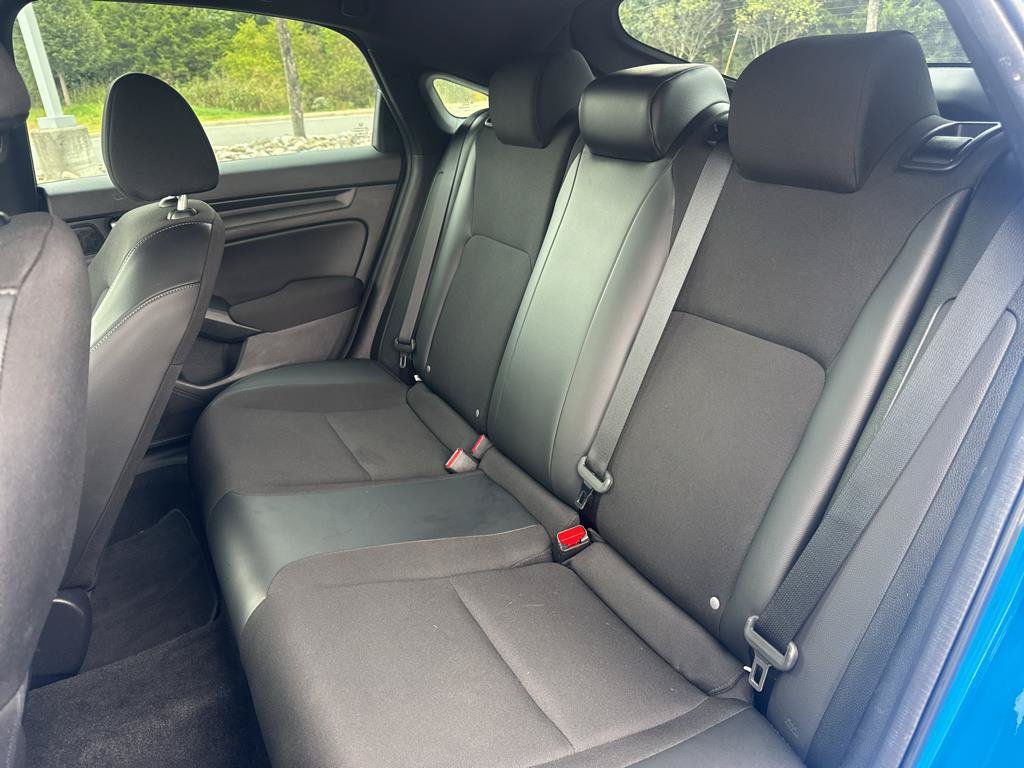 Used 2023 Honda Civic Sport image 28