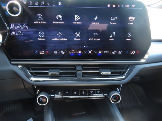 Certified 2025 Chevrolet Equinox EV RS w/ Convenience Package II AWD/4WD image 32