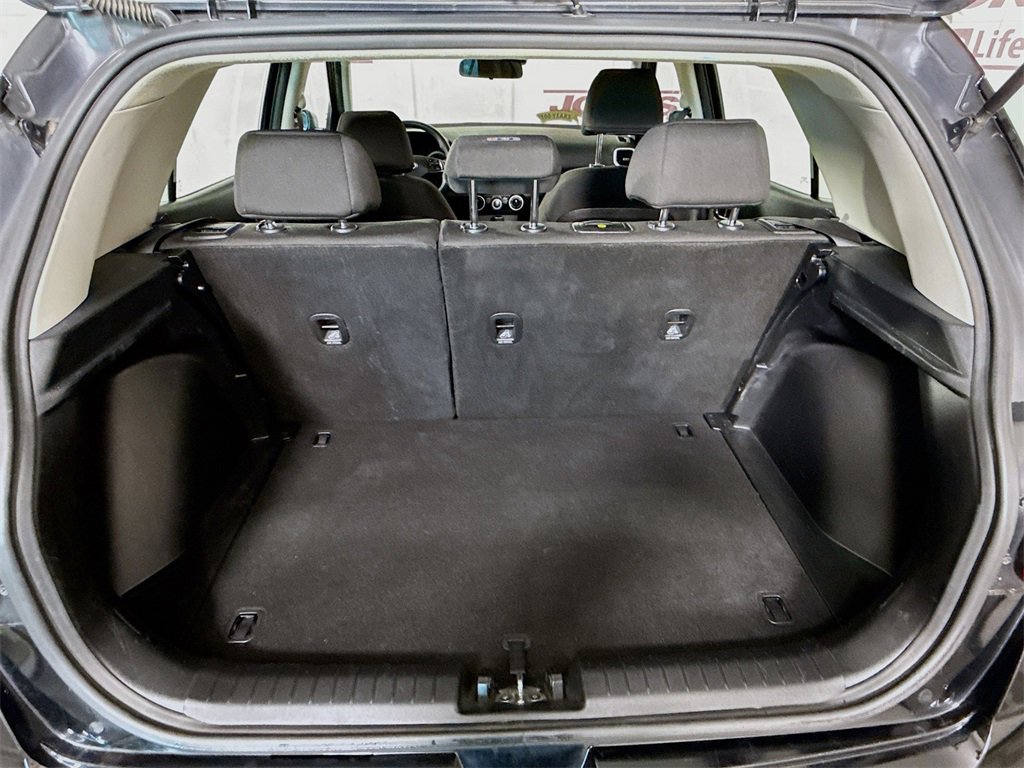 Used 2020 Hyundai Venue SE image 26