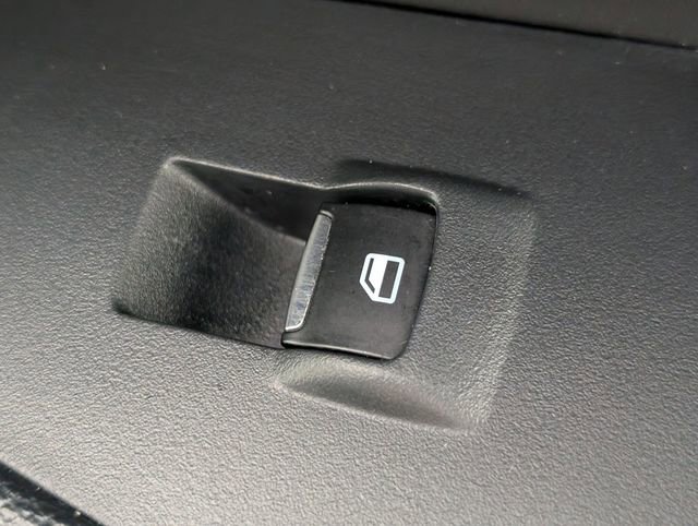 Used 2024 Ford Expedition Max XLT image 38