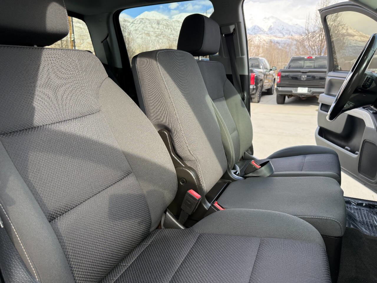 Used 2018 Chevrolet Silverado 2500 LT w/ LT Convenience Package image 32