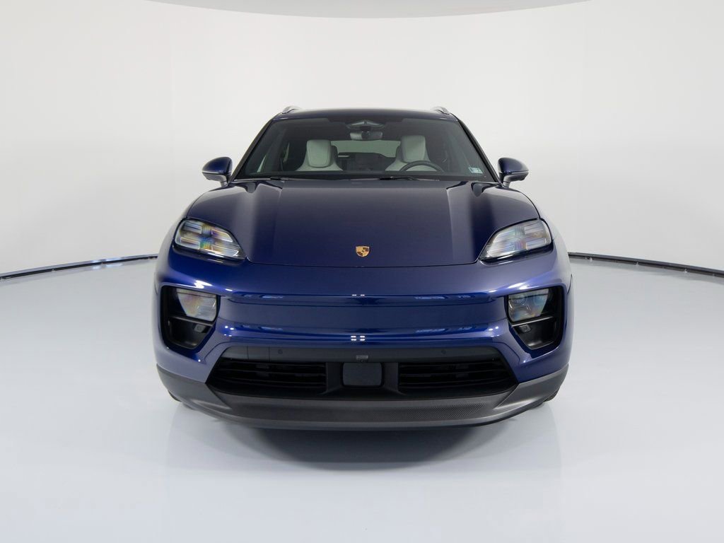 Certified 2025 Porsche Macan 4S Electric image 13