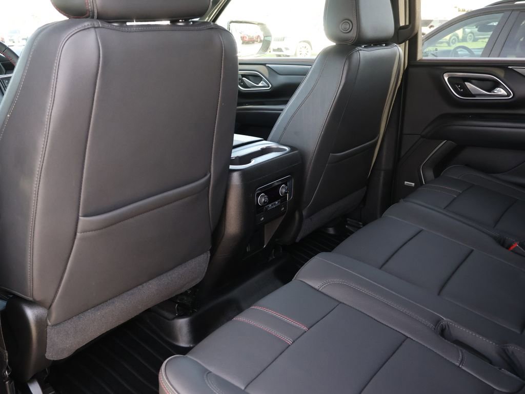 Used 2021 Chevrolet Suburban RST image 14