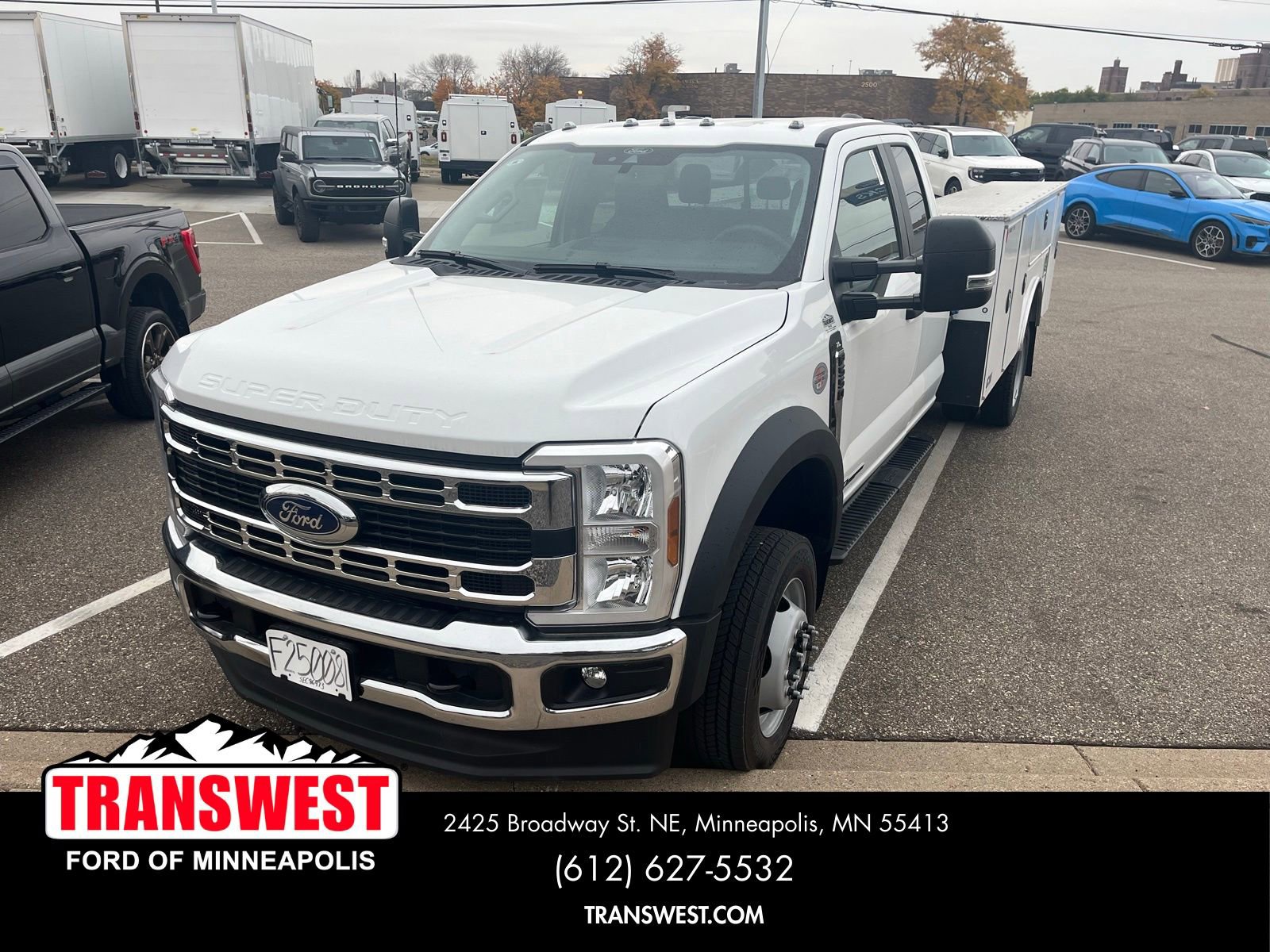 New 2025 Ford F550 4x4 SuperCab Super Duty image 1