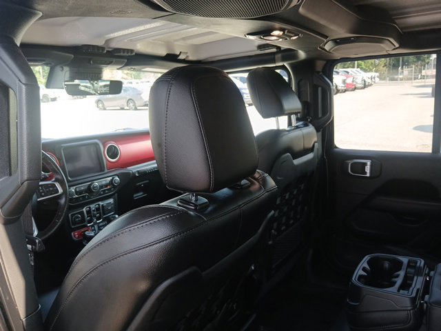 Used 2022 Jeep Wrangler Unlimited Rubicon w/ Xtreme Recon 35" Tire Package AWD/4WD image 15