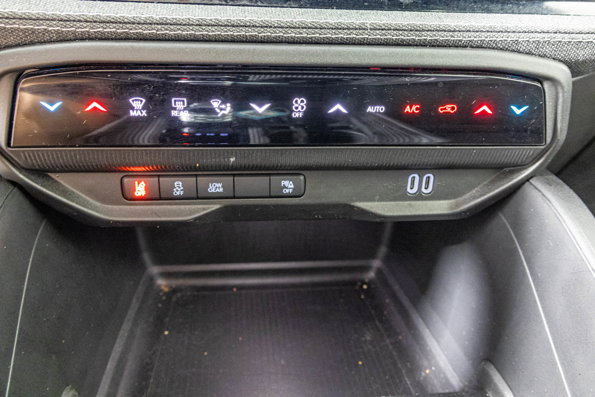 New 2026 Jeep Cherokee Laredo AWD/4WD image 25