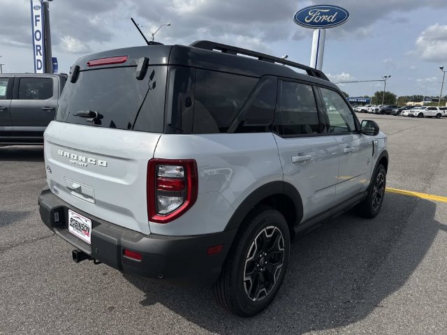 New 2026 Ford Bronco Sport Outer Banks AWD/4WD image 5