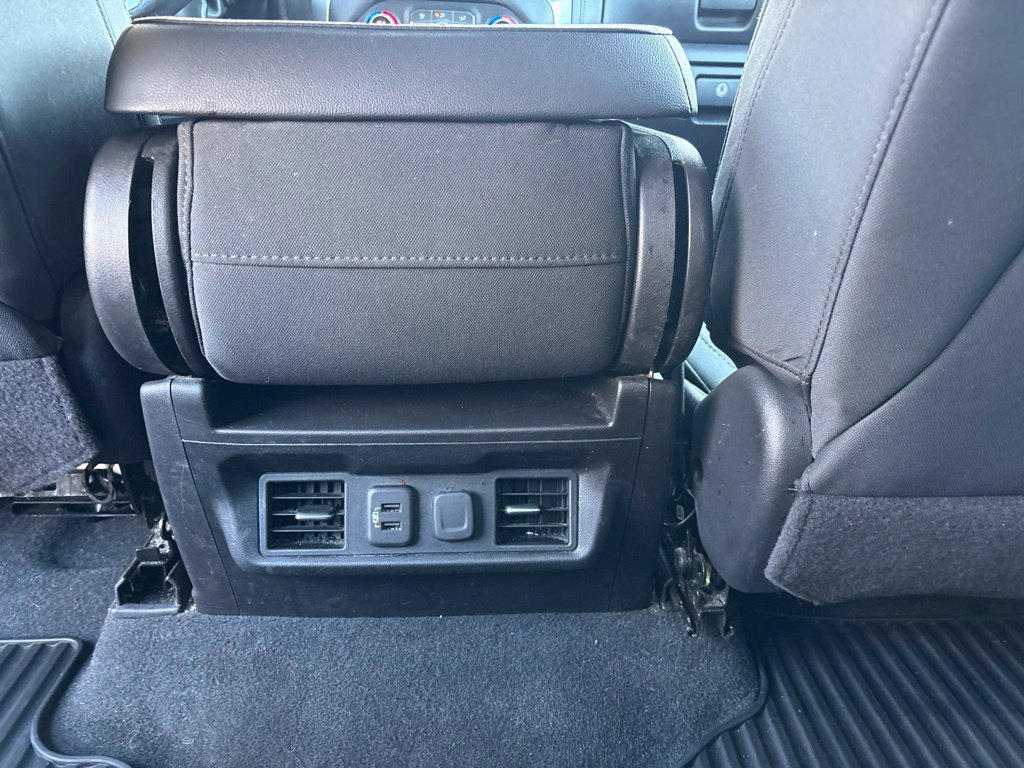 Used 2020 Chevrolet Silverado 1500 LT w/ All-Star Edition AWD/4WD image 29
