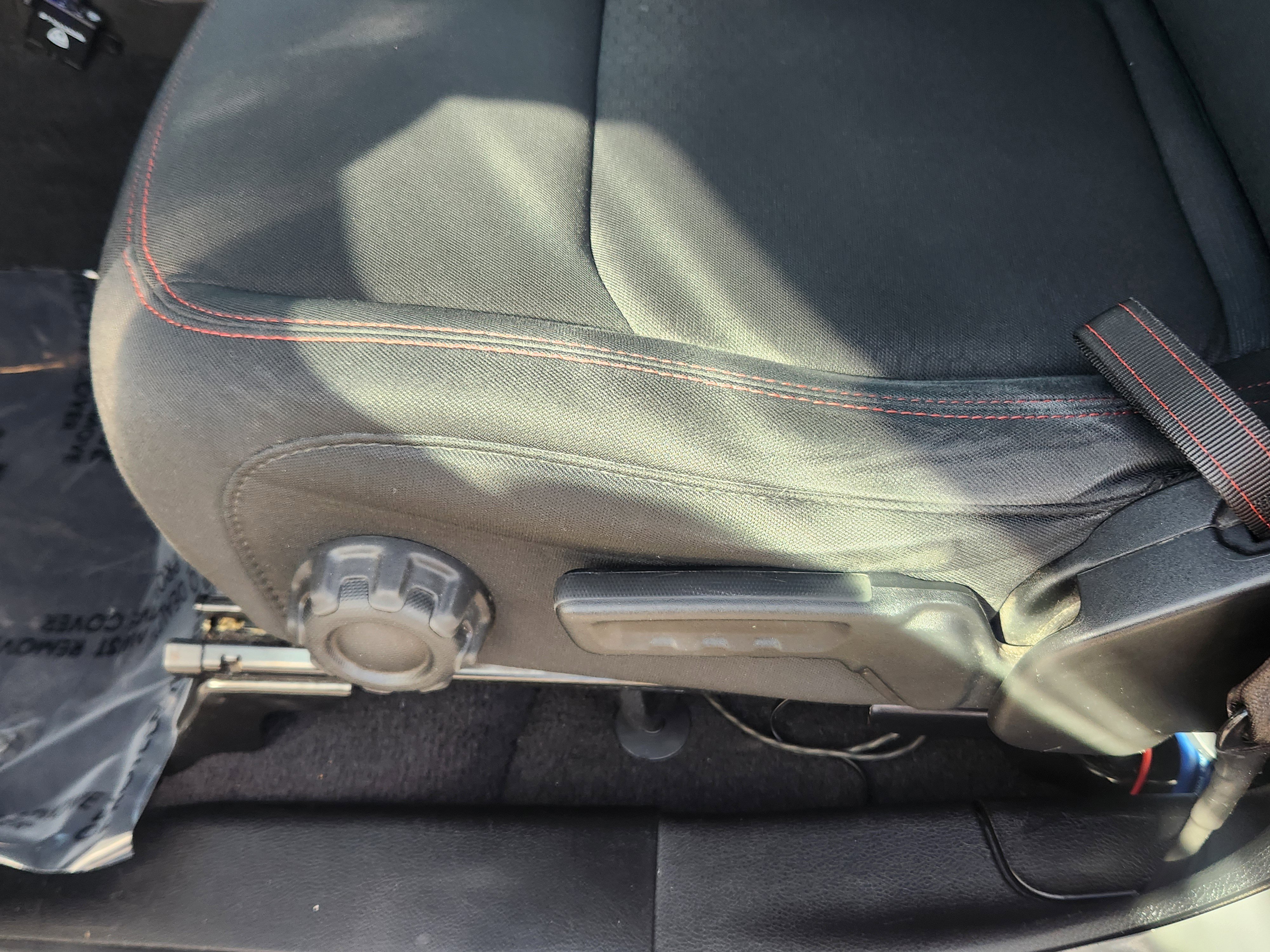 Used 2021 Jeep Wrangler Unlimited Rubicon image 14