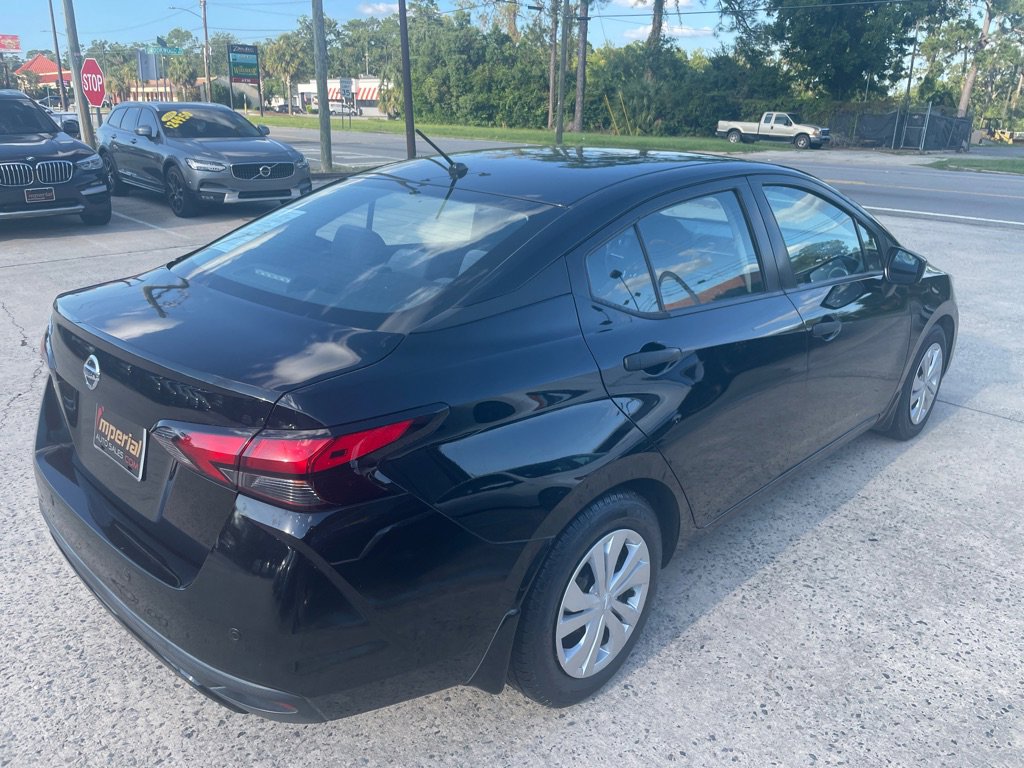 Used 2020 Nissan Versa S image 5