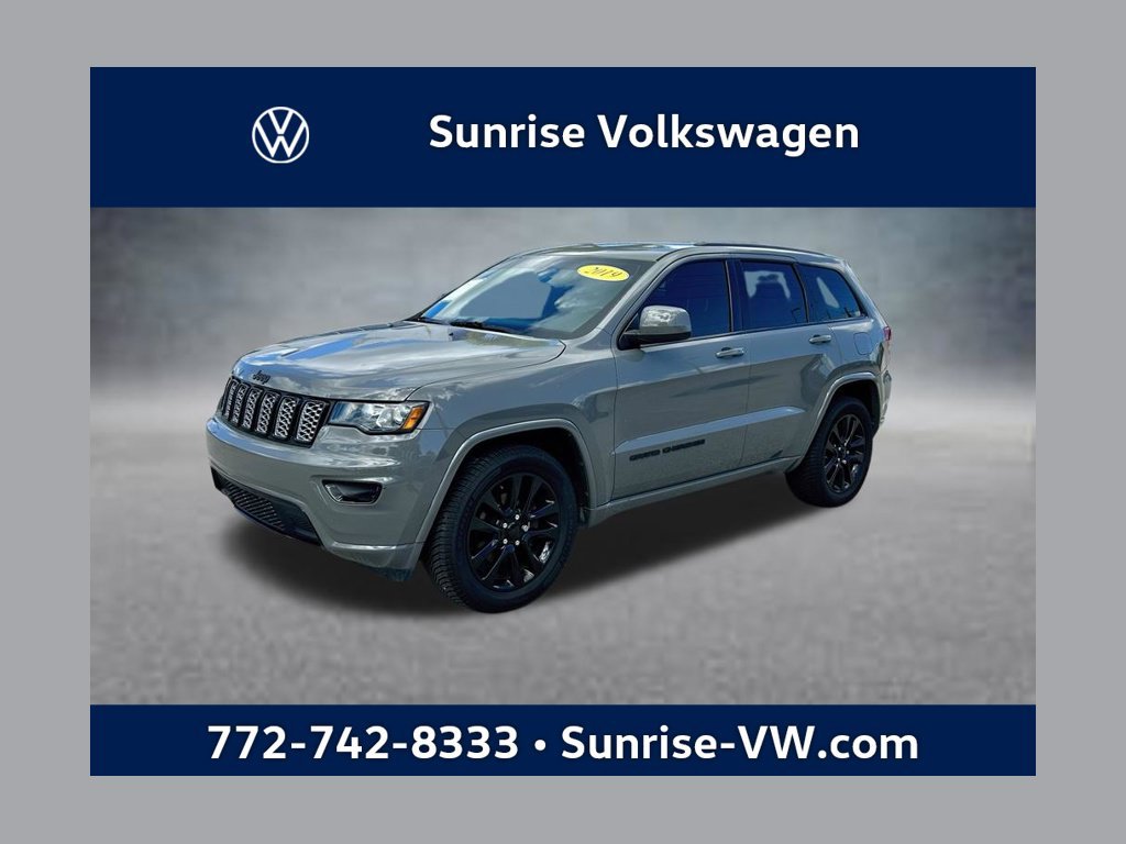 Used 2019 Jeep Grand Cherokee Altitude
