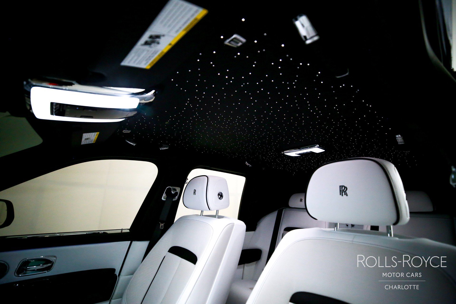 Certified 2025 Rolls-Royce Cullinan Black Badge image 12