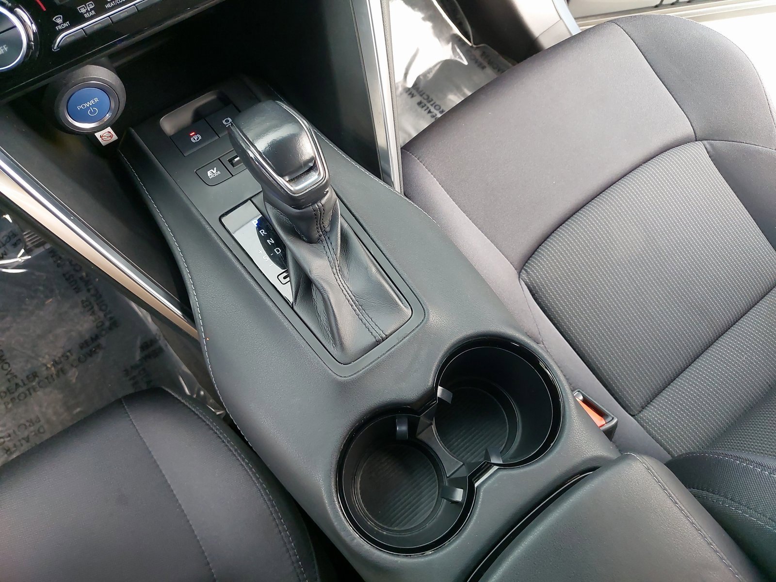 Used 2021 Toyota Venza LE image 24