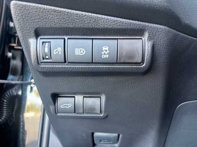 Used 2026 Toyota Corolla Cross XLE w/ Convenience Package AWD/4WD image 18