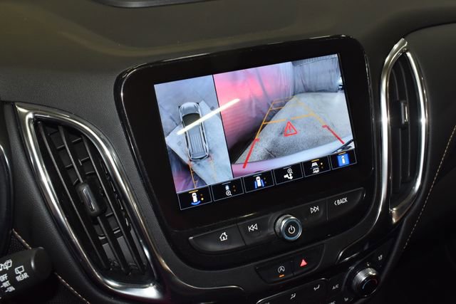 Used 2022 Chevrolet Equinox Premier AWD/4WD image 16