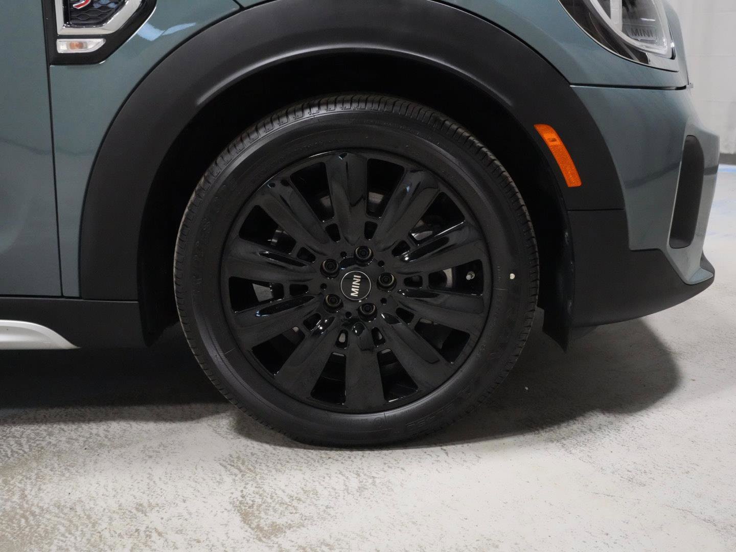 Certified 2023 MINI Cooper Countryman S w/ Signature Upholstery Package image 35