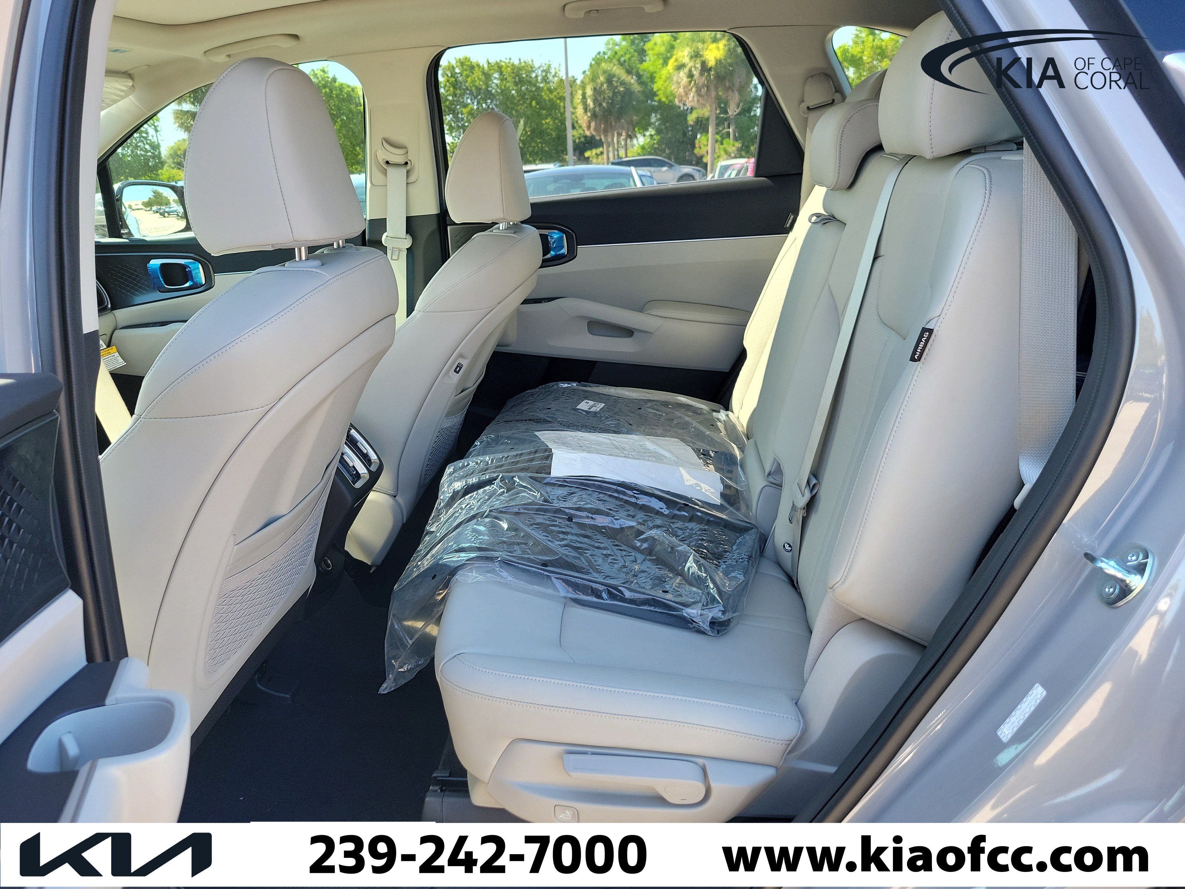 New 2026 Kia Sorento S w/ S Panoramic Sunroof Package FWD image 11