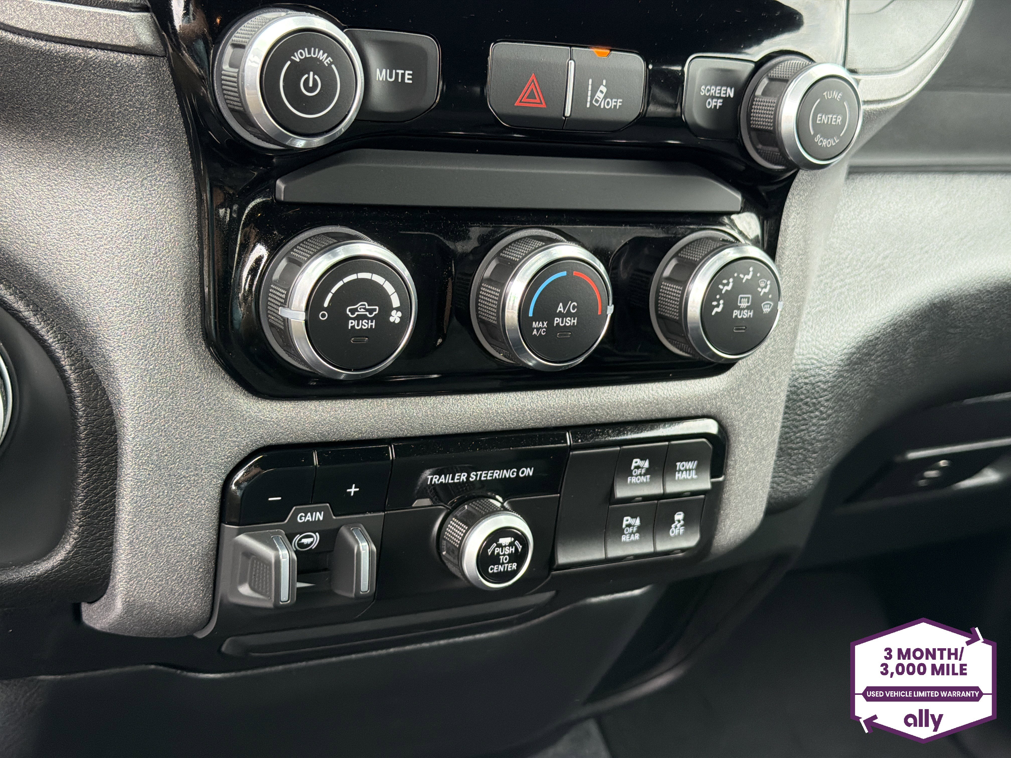 Used 2025 RAM 1500 Tradesman AWD/4WD image 23