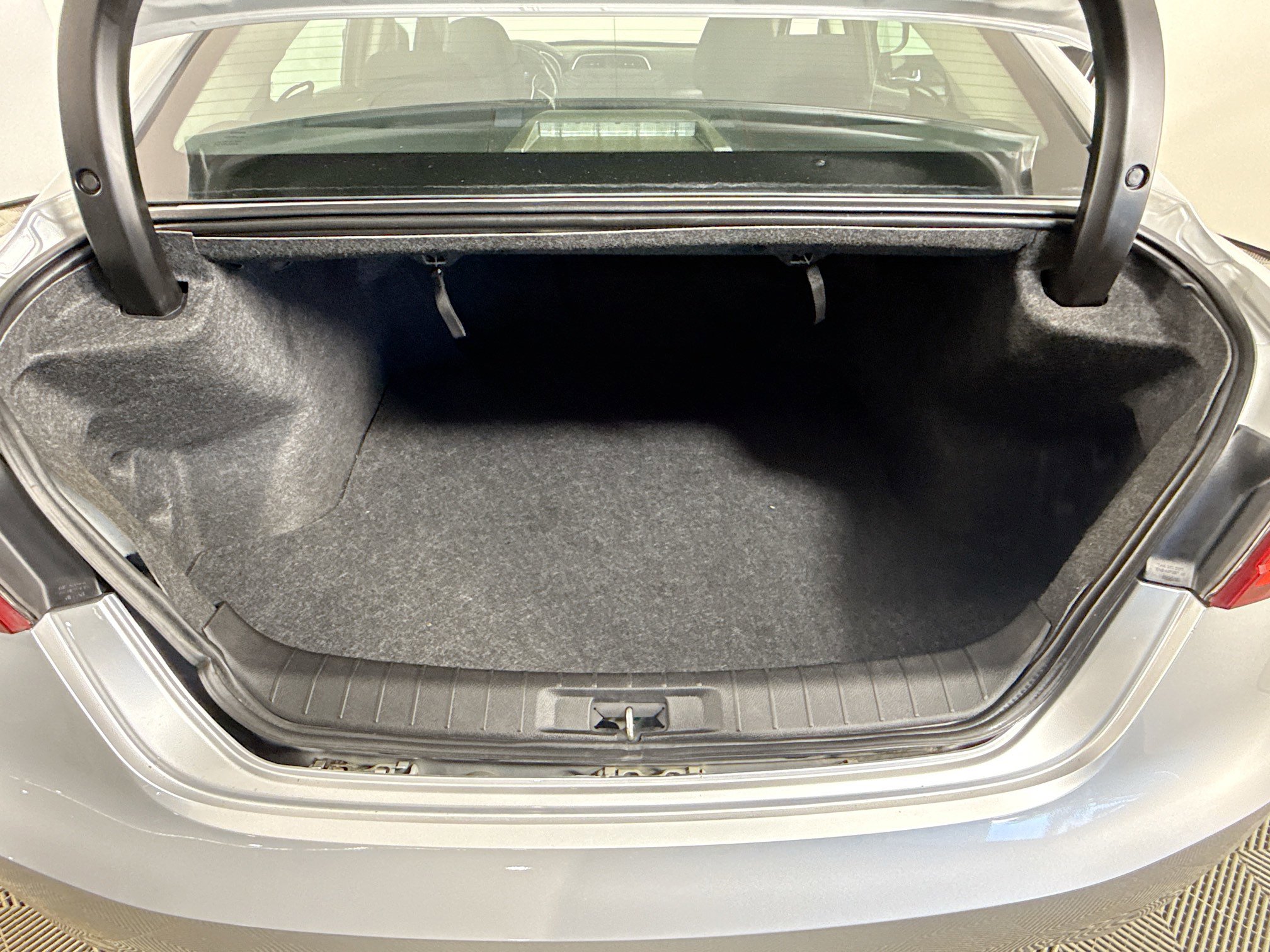 Used 2017 Nissan Maxima 3.5 S image 35