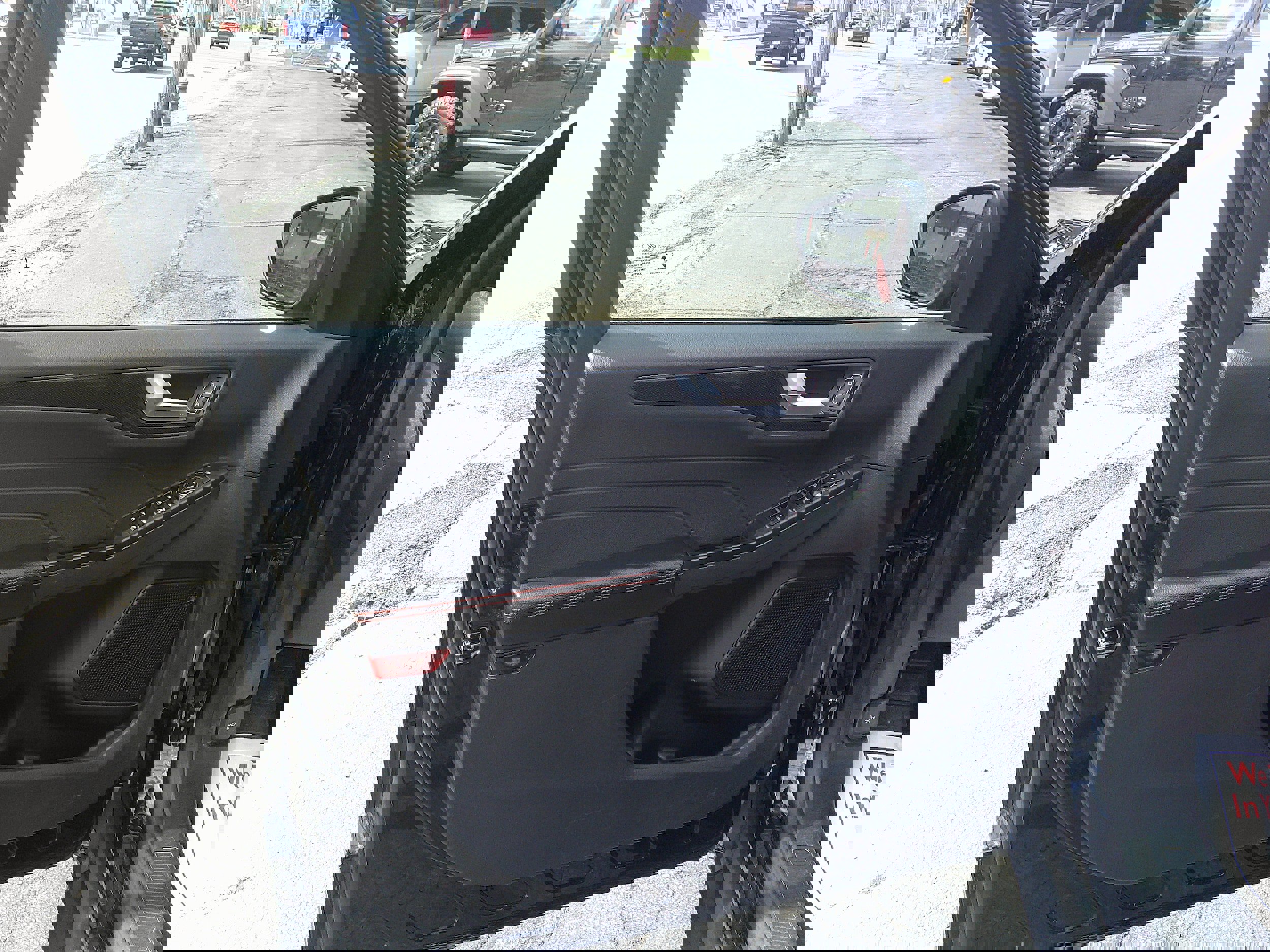 Used 2024 Ford Escape ST-Line image 16