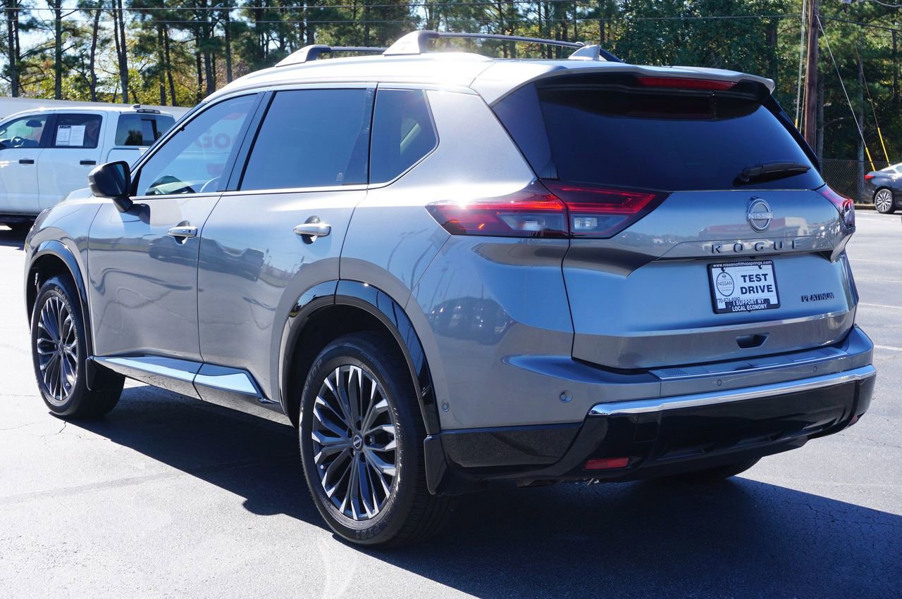 Certified 2025 Nissan Rogue Platinum w/ Platinum Premium Package image 3