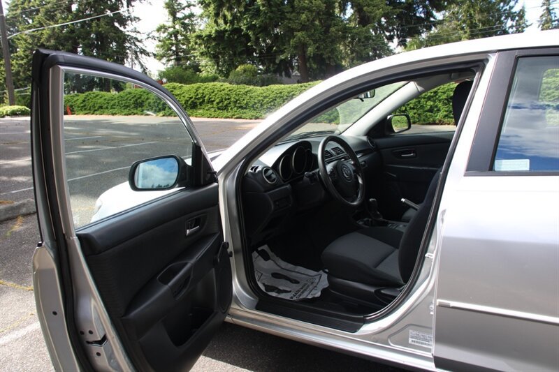 Used 2008 MAZDA MAZDA3 i Sport FWD image 5