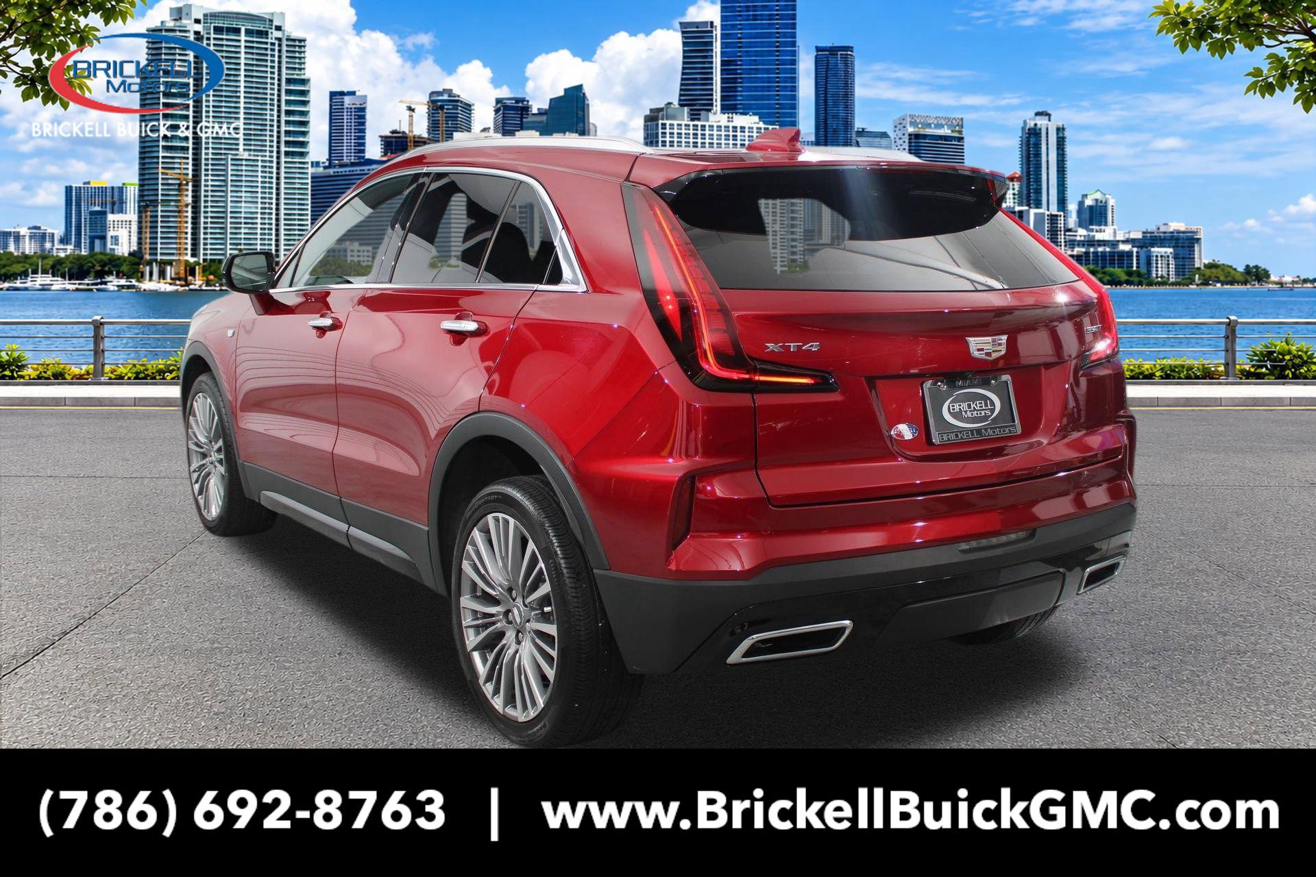 Used 2024 Cadillac XT4 Premium Luxury FWD image 3
