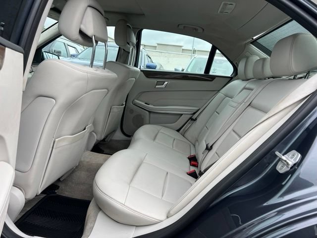 Used 2014 Mercedes-Benz E 350 Sedan image 15