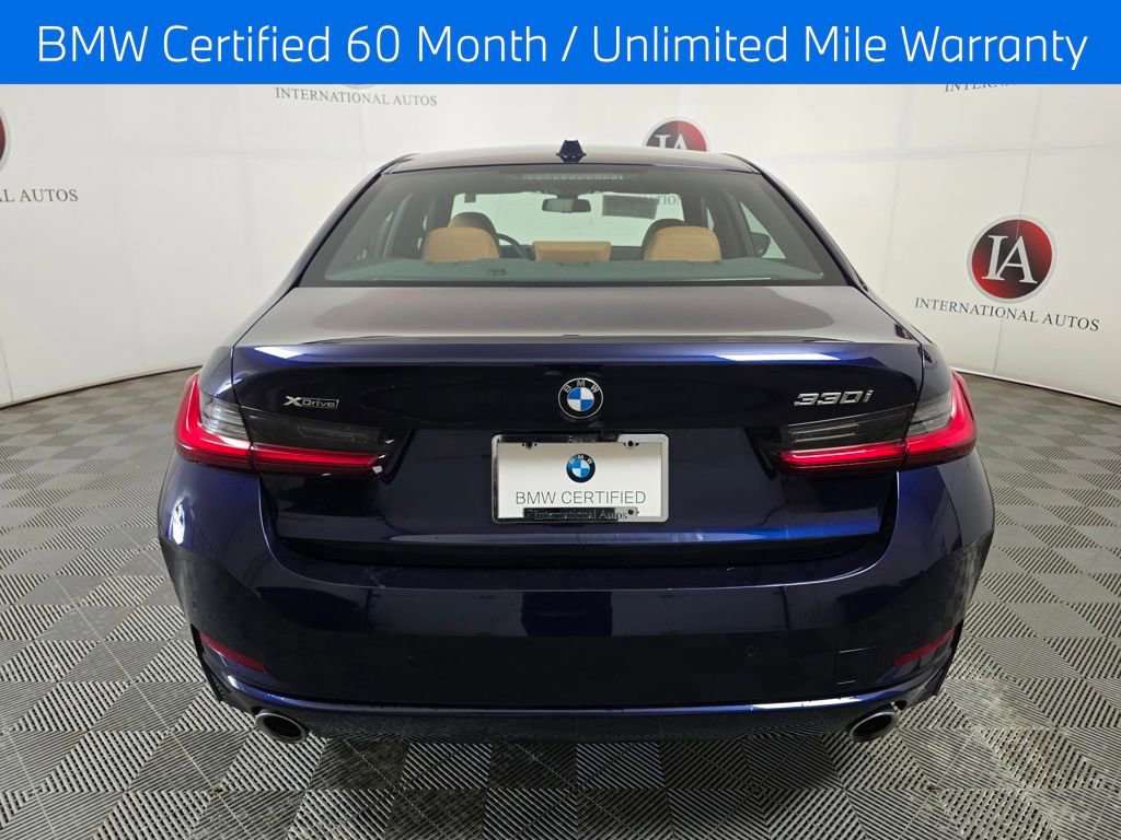 Certified 2023 BMW 330i xDrive Sedan w/ Premium Package AWD/4WD image 8