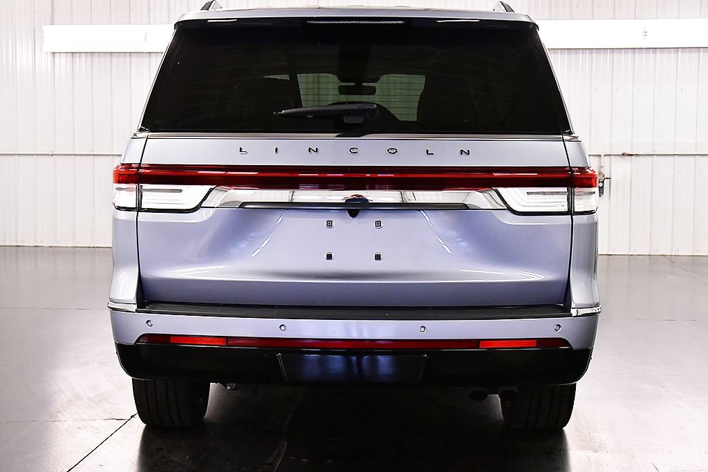 Used 2023 Lincoln Navigator L Black Label AWD/4WD image 6