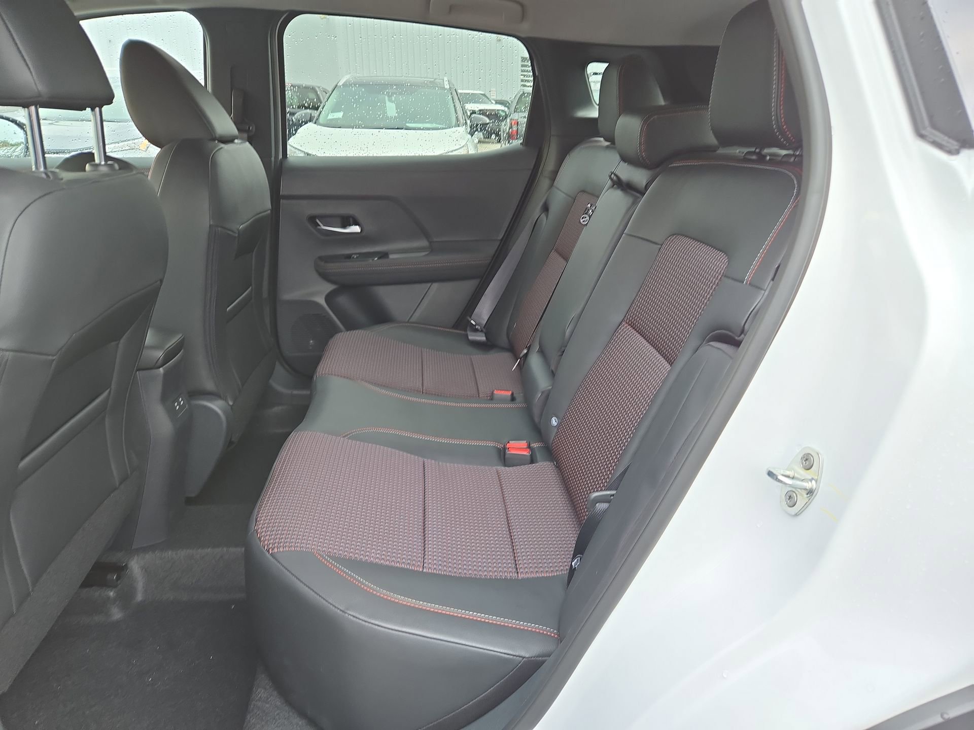 New 2025 Nissan Kicks SR FWD image 14