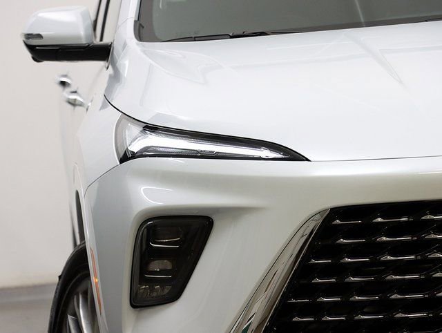 New 2026 Buick Enclave Avenir w/ Super Cruise Package image 4