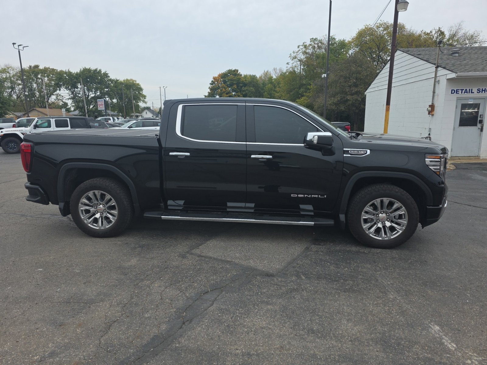 Used 2023 GMC Sierra 1500 Denali AWD/4WD image 4