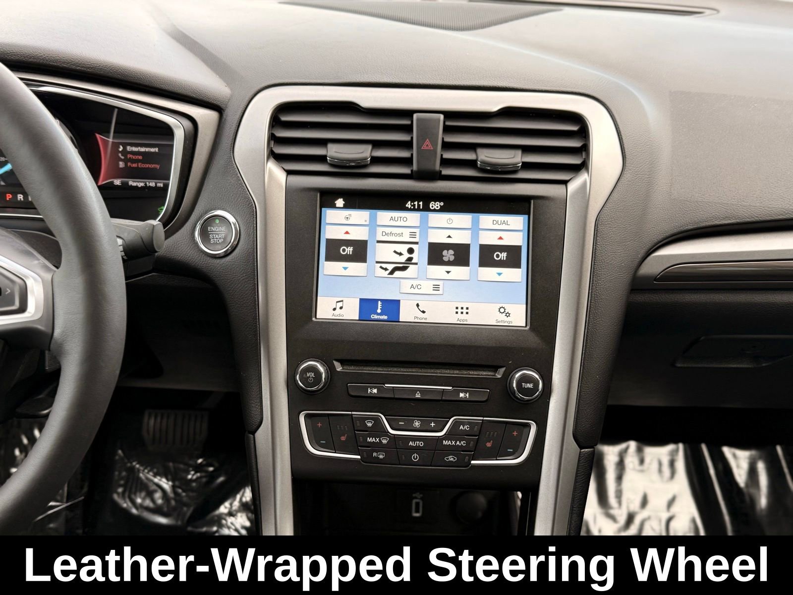 Used 2017 Ford Fusion SE w/ Equipment Group 602A image 26